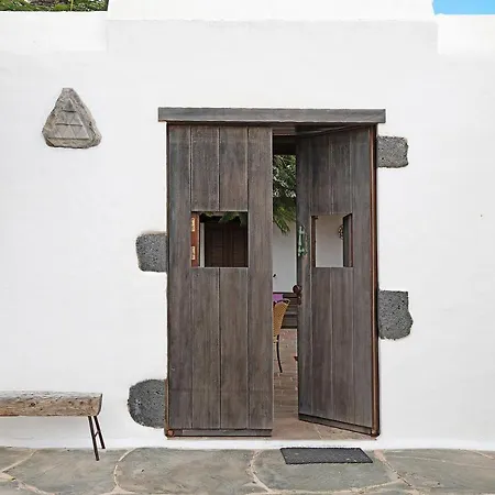 La Escuelita Holiday home Los Valles