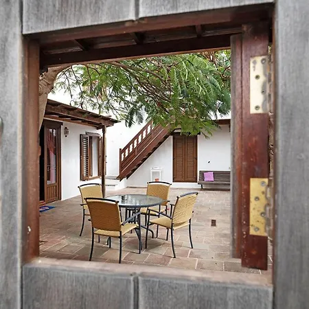 La Escuelita * Los Valles